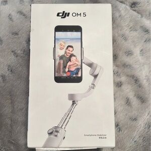 DJI OM 5 smartphone stabilizer